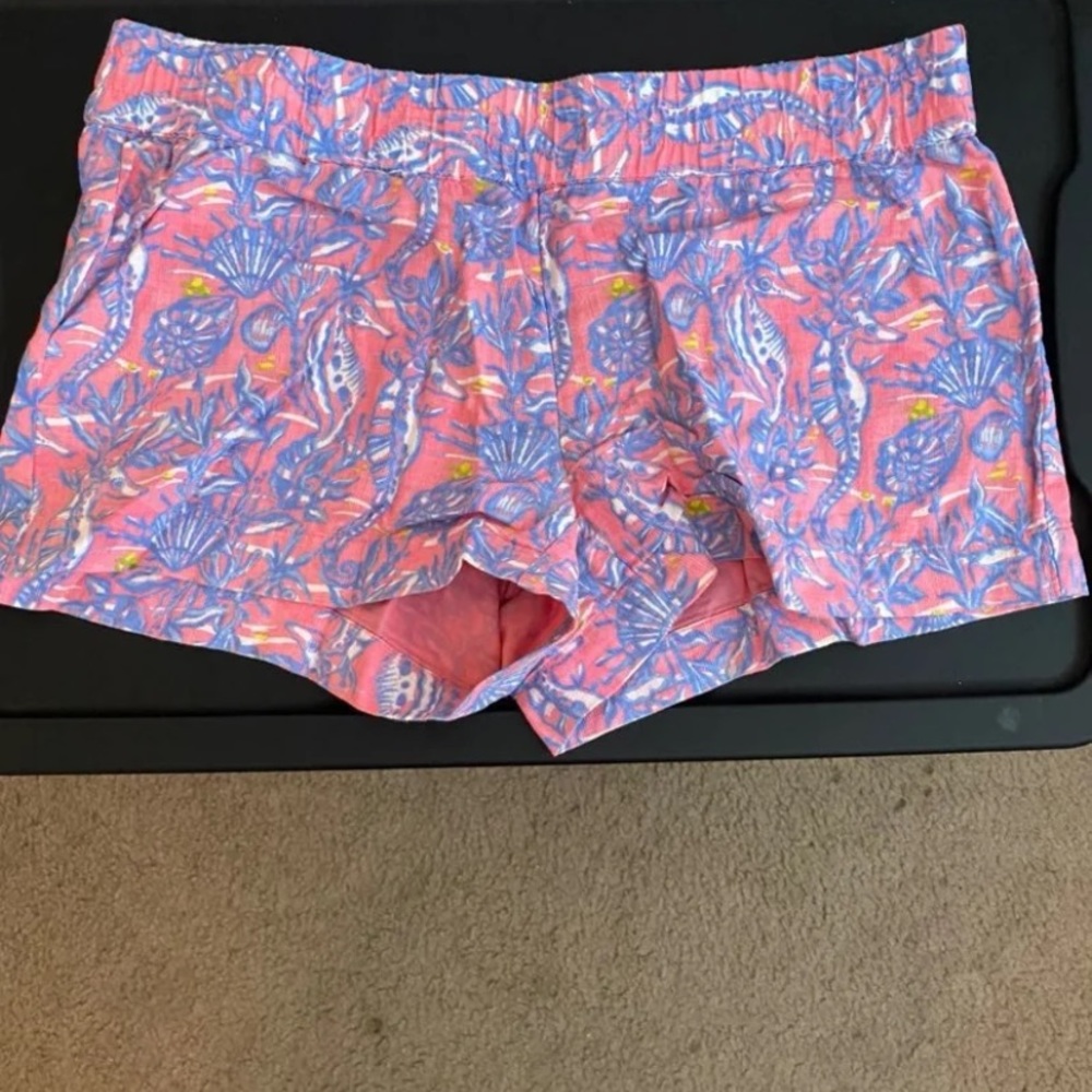 Vineyard vines shorts